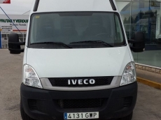 Van IVECO 35S14V of 15m3, with 107.158km, year 2010