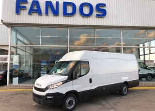 Used Van IVECO Daily 35S15V of 16m3, year 2015, with 94.635km.