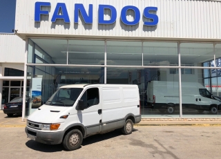 Used Van IVECO Daily 35S9 of 7m3, year 2002 with 200.678km.