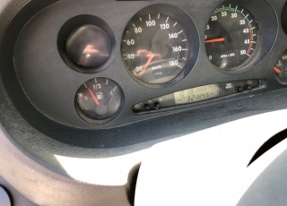 Used Van IVECO Daily 35S9 of 7m3, year 2002 with 200.678km.