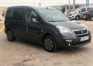 Used Van Peugeot Partner Tepee Active 1.6 BlueHDi 100,  year 2016 with 71.198km.