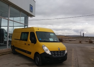 Used Van  RENAULT MASTER 125.35 L3H2, year 2013 with 118.741km.