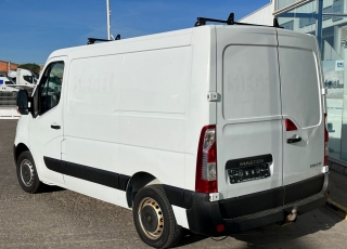 Furgoneta seminueva, 
RENAULT ,
Modelo RENAULT MASTER de 110cv
Con cambio manual 6 velocidades.
CON TAN SOLO 136.549KM OPORTUNIDAD!! MATRICULADA 20/12/2016