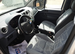 Used Van Ford Tourneo Connect for 5 people, year 2011, with 205.751km