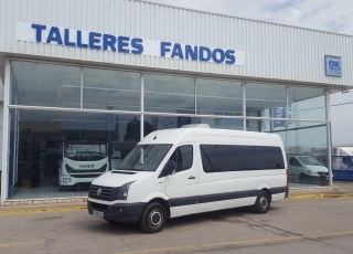 Furgoneta  Volkswagen Crafter, matriculada el 14/04/2014 con 90.000km. De 9 plazas y plataforma para acceso de minusvalidos.
Posibilidad de diferentes combinaciones de asientos y plazas para sillas.
6+2PMRSR o 6+1PMRSR eléctrica o 4+4PMRSR o 4+2PMRSR+ 1 PMRSR electrica o 2+6PMRSR o 2+1PMRSR+2PMRSR eléctricas