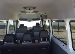 Van Volkswagen Crafter 9 seats