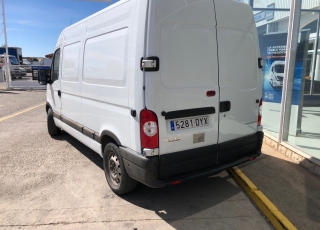 Used Van Renault Master,  year 2006 with 457.113km.