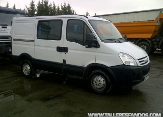 Furgon IVECO Daily 35S14 de 7m3, con 6 plazas.

Equipamiento: Aire Acondicionado