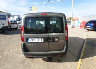 Furgoneta de ocasión FIAT DOBLO de 90cv, del año 2016 y 5 plazas, con la segunda fila de asientos abatible.

Precio 9.500€+IVA, reacondicionada y SIN garantía.