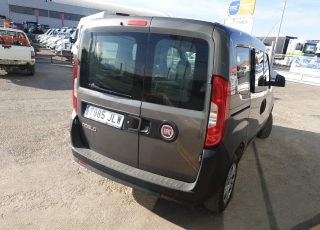 Furgoneta de ocasión FIAT DOBLO de 90cv, del año 2016 y 5 plazas, con la segunda fila de asientos abatible.

Precio 9.500€+IVA, reacondicionada y SIN garantía.