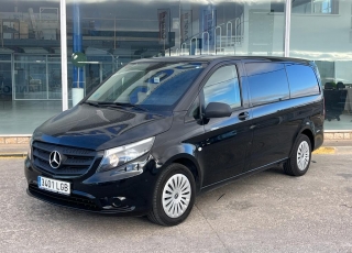 Furgoneta, 
MERCEDES VITO 114 PRO  ,
caja de cambios automática , 9 plazas disponibles  vehículo con tan solo 91.510km
excelente estado.