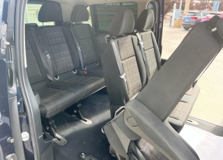 Furgoneta, 
MERCEDES VITO 114 PRO  ,
caja de cambios automática , 9 plazas disponibles  vehículo con tan solo 86.003km
excelente estado.