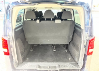 Furgoneta, 
MERCEDES VITO 114 PRO  ,
caja de cambios automática , 9 plazas disponibles  vehículo con tan solo 86.003km
excelente estado.