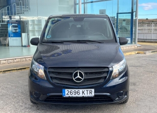 Furgoneta, 
MERCEDES VITO 114 PRO  ,
caja de cambios automática , 9 plazas disponibles  vehículo con tan solo 86.003km
excelente estado.