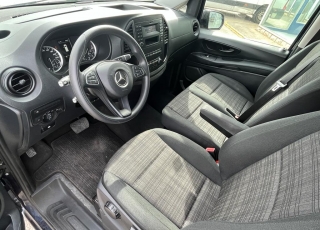 Furgoneta, 
MERCEDES VITO 114 CDI TOURER  ,
caja de cambios automática , 9 plazas disponibles  vehículo con tan solo 99.162km
excelente estado.