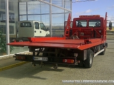 Furgoneta de rescate Nissan Atleon 165, manual, 250.000km, año 2003, quedan 3450kg libres, con aire acondicionado, tiene doble plataforma basculante y deslizante. Tiene enganche de bola para remolque y cabrestante. 