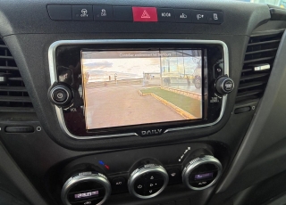 Furgoneta seminueva, 
Modelo  35C16 3.0 CAJA BASCULANTE 

- Climatizador
- Pantalla táctil
- Caja basculante
- Mandos en el volante

GRAN OPORTUNIDAD!!
VEHICULO SE ENTREGA TOTALMENTE REACONDICIONADO, CON TODOS SU MANTENIMIENTO CORRESPONDIENTE INCLUIDO EN EL PRECIO