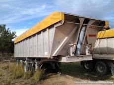 Aluminium tipper trailer, 3 axel with cover