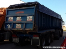 Tipper trailer, brand Montenegro, 3 axels, spring suspension, year 2003