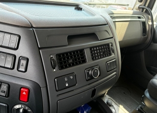 DAF XF 480 tractor unit
480HP