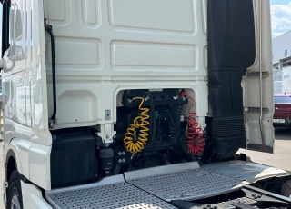 DAF XF 480 tractor unit
480HP