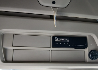 Tractor unit IVECO AS440S46TP S-WAY