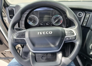 Tractor unit IVECO AS440S46TP S-WAY