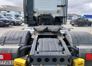 Tractor unit IVECO AS440S46TP S-WAY