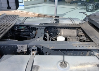 Tractor unit IVECO AS440S46TP S-WAY