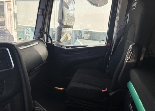 Tractor unit IVECO AS440S49TP S-WAY