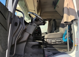 Tractor unit IVECO AS440S51TP S-WAY