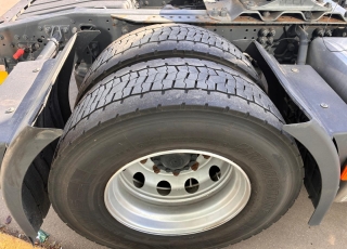 Tractor unit IVECO AS440S51TP S-WAY