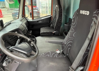 Cabeza tractora IVECO AD440S42TP, 
,  Euro6, 
Automática con intarder, 
Del año 2016, 
Con 740.011Km.
Neumáticos 315/70R22.5