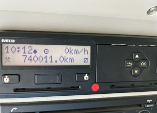 Cabeza tractora IVECO AD440S42TP, 
,  Euro6, 
Automática con intarder, 
Del año 2016, 
Con 740.011Km.
Neumáticos 315/70R22.5