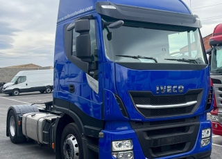 Tractor unit IVECO AS440S46TP, HiWay, Euro6, 2017, 320.018km.