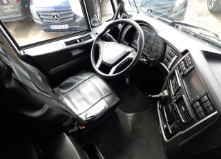 Cabeza tractora IVECO AS440S46TP, 
Hi Way EVO, 
Euro6, 
Automática con intarder, 
Del año 2017, 
Con 430.607km.
Neumáticos 365/55R22.5 y 315/70R22.5  Precio 44.500€+IVA, con tractora reacondicionada y con 12 meses de garantía de cadena cinemática.
