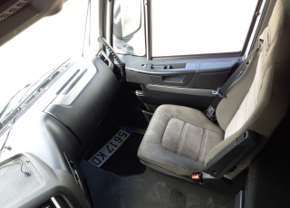 Cabeza tractora IVECO AS440S46TP, 
Hi Way EVO, 
Euro6, 
Automática con intarder, 
Del año 2017, 
Con 430.607km.
Neumáticos 365/55R22.5 y 315/70R22.5  Precio 44.500€+IVA, con tractora reacondicionada y con 12 meses de garantía de cadena cinemática.