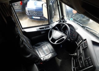 Cabeza tractora IVECO AS440S46TP, 
Hi Way EVO, 
Euro6, 
Automática con intarder, 
Del año 2017, 
Con 430.607km.
Neumáticos 365/55R22.5 y 315/70R22.5  Precio 44.500€+IVA, con tractora reacondicionada y con 12 meses de garantía de cadena cinemática.