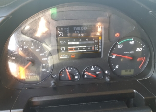 Cabeza tractora IVECO AS440S46TP, 
Hi Way EVO, techo medio
Euro6, 
Automática con intarder, 
Del año 2017, 
Con 507.466km,
Neumáticos 385/65R22.5 y 315/80R22.5,  Precio 37.500€+IVA, con tractora reacondicionada, garantia consultar.