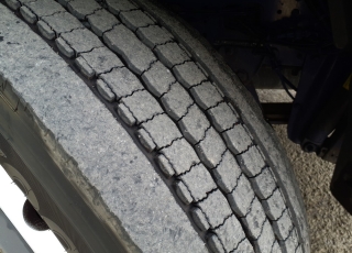 Cabeza tractora IVECO AS440S46TP, 
Hi Way, 
Euro6, 
Automática con intarder, 
Del año 2015, 
Con 571.306km,
Neumáticos 315/80R22.5,
Con ADR  Precio 29.900€+IVA, con tractora reacondicionada y con 12 meses de garantía de cadena cinemática.