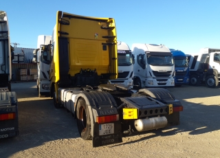 Cabeza tractora IVECO AS440S46TP, 
Hi Way, 
Euro6, 
Automática con intarder, 
Del año 2015, 
Con 953689km,
Neumáticos 315/70R22.5,  Precio 18.500€+IVA  SIN garantía.