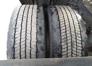 Cabeza tractora IVECO AS440S46TP, 
Hi Way,  Euro6, 
Automática con intarder, 
Del año 2016, 
Con 597.207km.
Neumáticos 315/70R22.5  Precio 33.500€+IVA, con tractora reacondicionada y con 12 meses de garantía de cadena cinemática o 750.000km lo que antes ocurra.