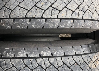 Cabeza tractora IVECO AS440S48TP, 
Hi Way,  Euro6, 
Automática con intarder, 
Del año 2016, 
Con 564.296km.
Neumáticos  315/80R22.5  Precio 33.500€+IVA, con tractora reacondicionada y con 24 meses de garantía de cadena cinemática o 750.000km lo que antes ocurra.