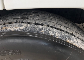 Cabeza tractora IVECO AS440S48TP, 
Hi Way,  Euro6, 
Automática con intarder, 
Del año 2016, 
Con 564.296km.
Neumáticos  315/80R22.5  Precio 33.500€+IVA, con tractora reacondicionada y con 24 meses de garantía de cadena cinemática o 750.000km lo que antes ocurra.