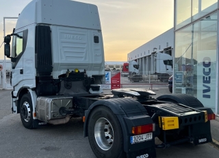 Cabeza tractora IVECO AS440S50TP, 
Hi Way, 
Automática con intarder, 
Del año 2016, 
Con 816.525km,
Neumáticos 315/80R22.5,  Precio 25.000€+IVA, con tractora reacondicionada y sin garantía.