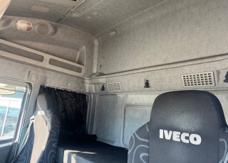 Cabeza tractora IVECO AT440S46TP, 
Hi Road,  Euro6, 
Automática con intarder, 
Del año 2016, 
Con 484.451km.
Neumáticos 315/70R22.5  Precio 36.500€+IVA, con tractora reacondicionada SIN garantía.