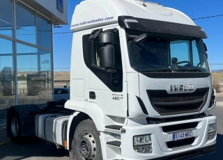 Tractor unit IVECO AT440S42TP, HiWay, Euro6, 2016, 622.790km.