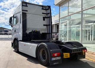 Tractor unit IVECO AS440S51TP S-WAY