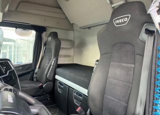 Tractor unit IVECO AS440S51TP S-WAY