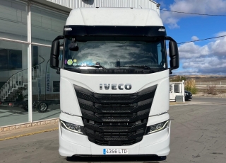 Tractor unit IVECO AS440S51TP S-WAY